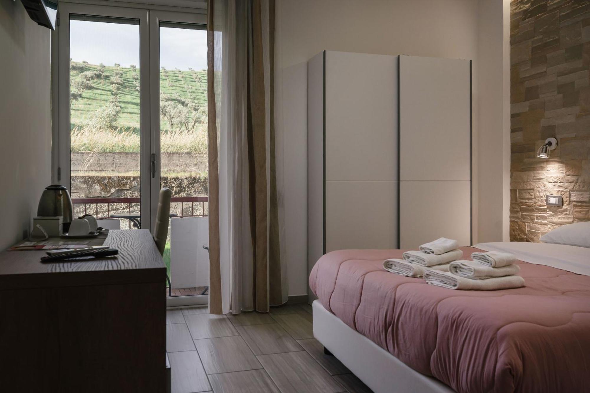Zaro Suites B&B Catanzaro Eksteriør billede